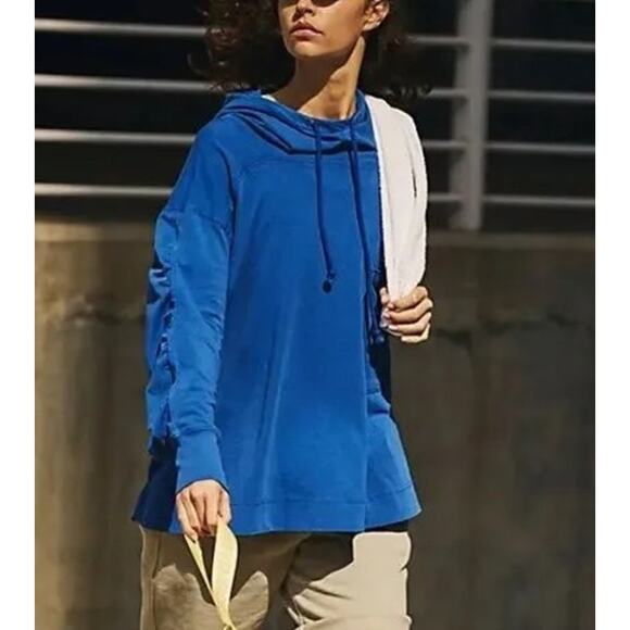 Free People Movement Size MEDIUM Hot Shot Hooded Layer Pullover Top NWT - Picture 4 of 4